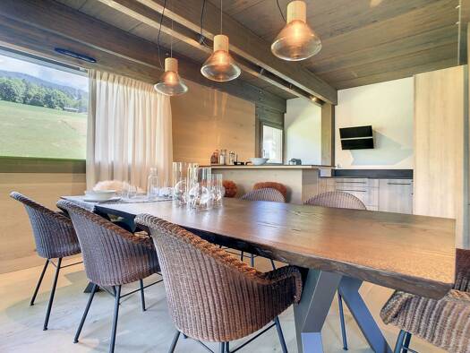 Chalet à vendre 1 970 000 € 7 pièces 4 chambres 190 m² Saint-Gervais-les-Bains 74120