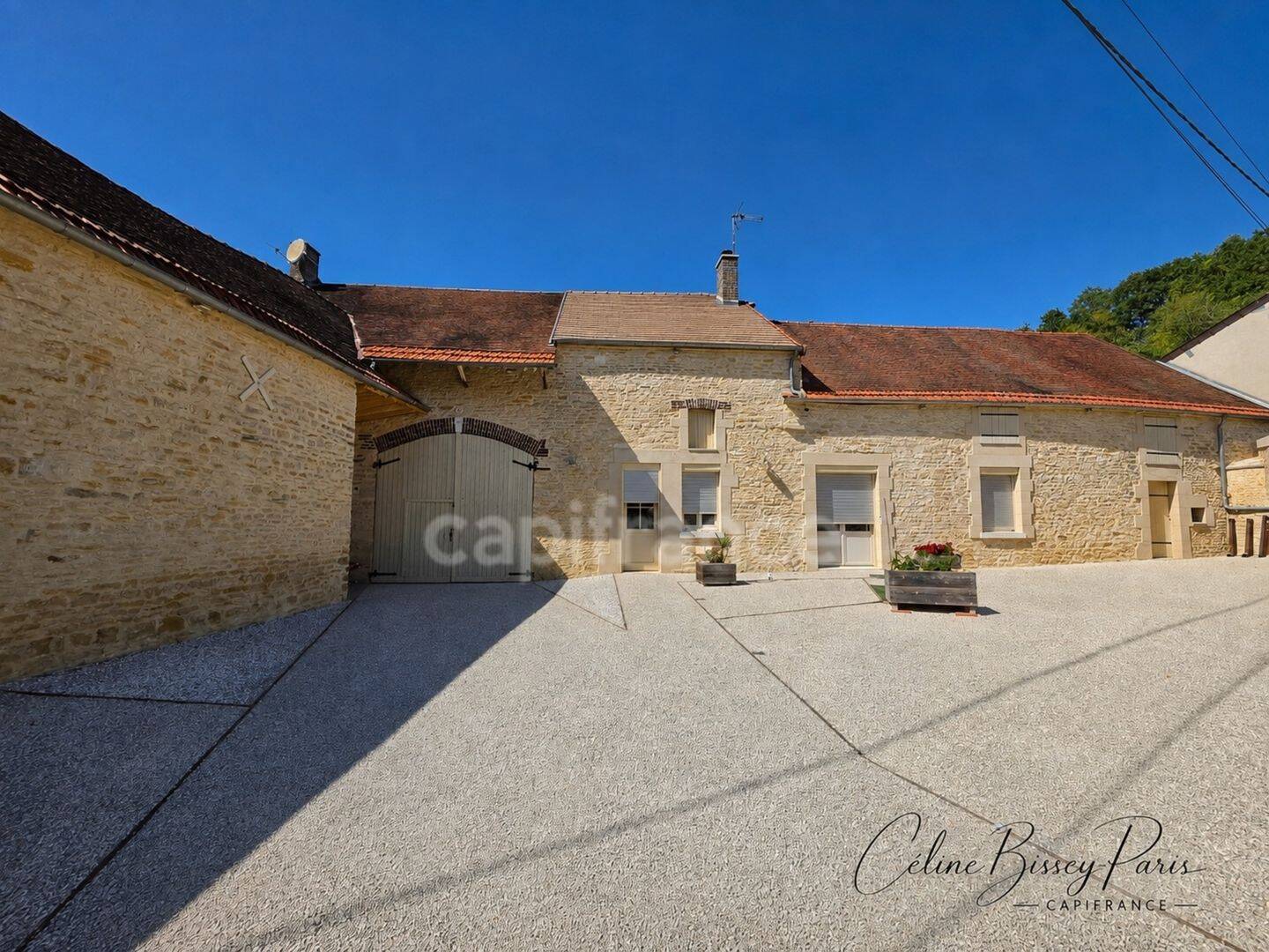 Maison 4 pièces 105 m² · à Quincerot · 105 m² · 209 000 €
