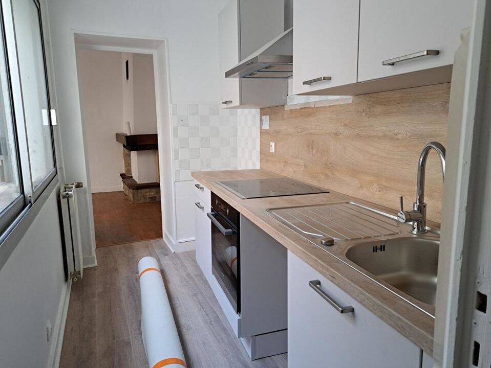 Appartement 4 pièces 100 m² · à Nevers · 100 m² · 625 €