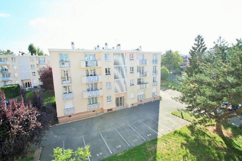 Appartement 2 pièces 40 m² · à Les Clayes-sous-Bois · 39,7 m² · 860 €/mois