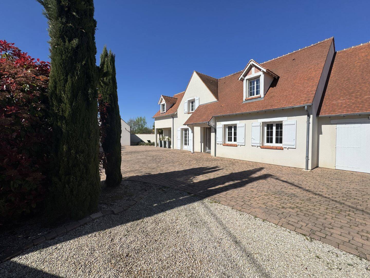 Maison 8 pièces 250 m² · à Olivet · 250 m² · 738 400 €