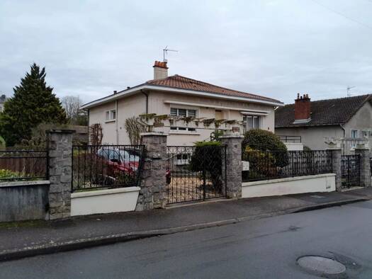 Maison à vendre 199 900 € 4 pièces 2 chambres 100 m² 1 400 m² de terrain Ouest Saint-Junien 87200