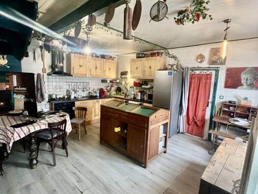 Maison à vendre 77 000 € 6 pièces 4 chambres 255 m² 617 m² de terrain Segonzac 19310