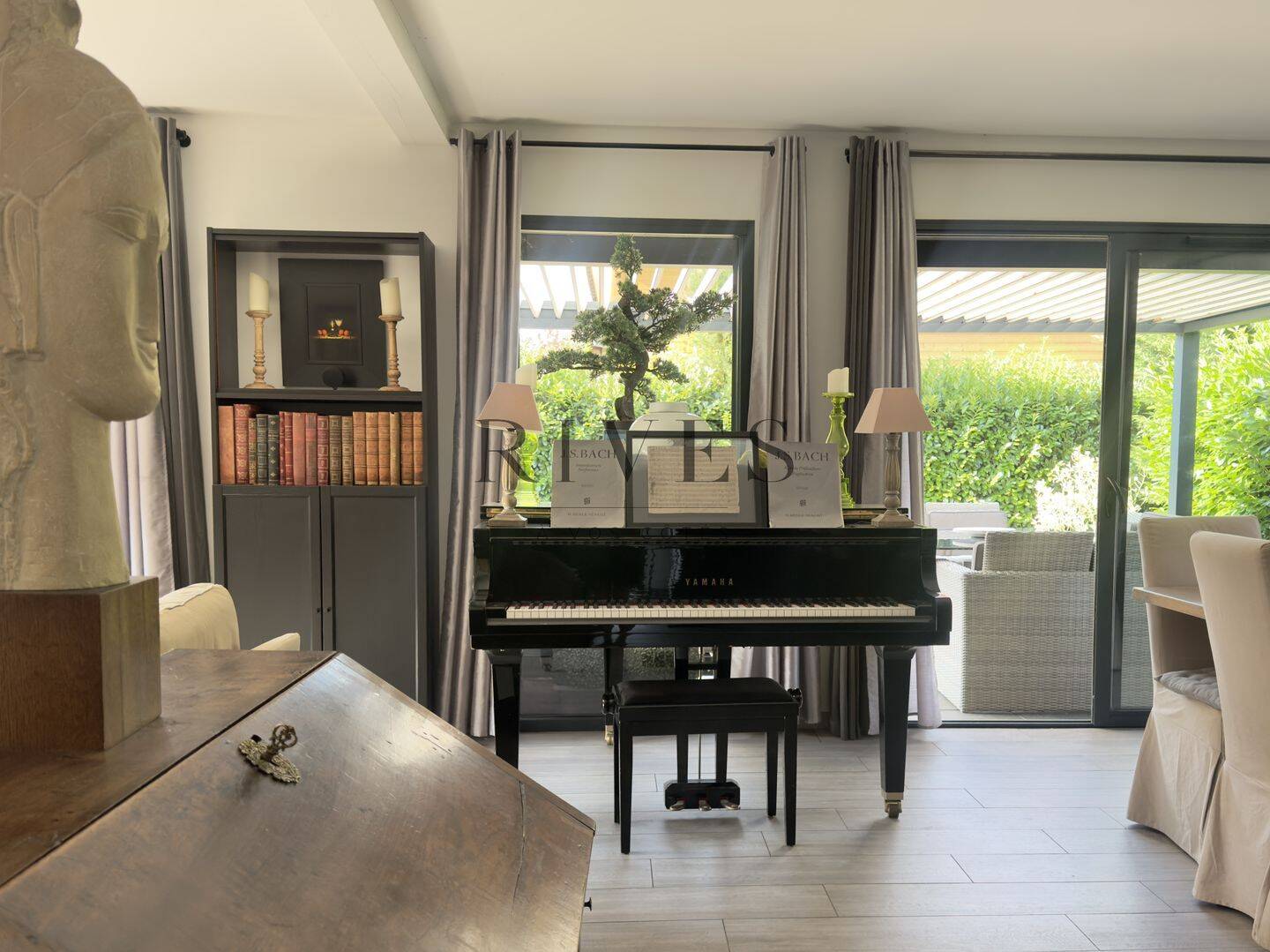 Maison 6 pièces 230 m² · à Sevrier · 230 m² · 1 590 000 €