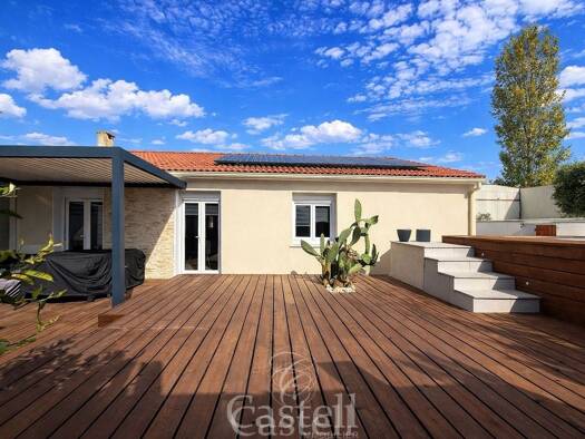 Maison de plain-pied à vendre 417 000 € 4 pièces 3 chambres 77 m² 421 m² de terrain Coopérative Agde 34300