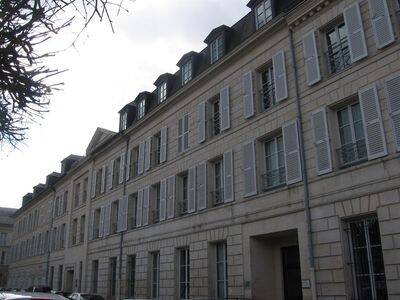 Appartement 5 pièces 153 m² · à Compiègne · 152,6 m² · 1 871 €/mois