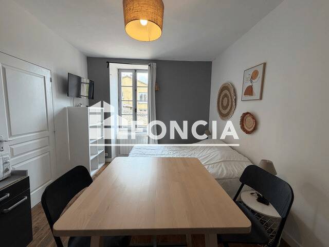 Appartement 1 pièce 21 m² · à Angoulême · 21 m² · 490 €
