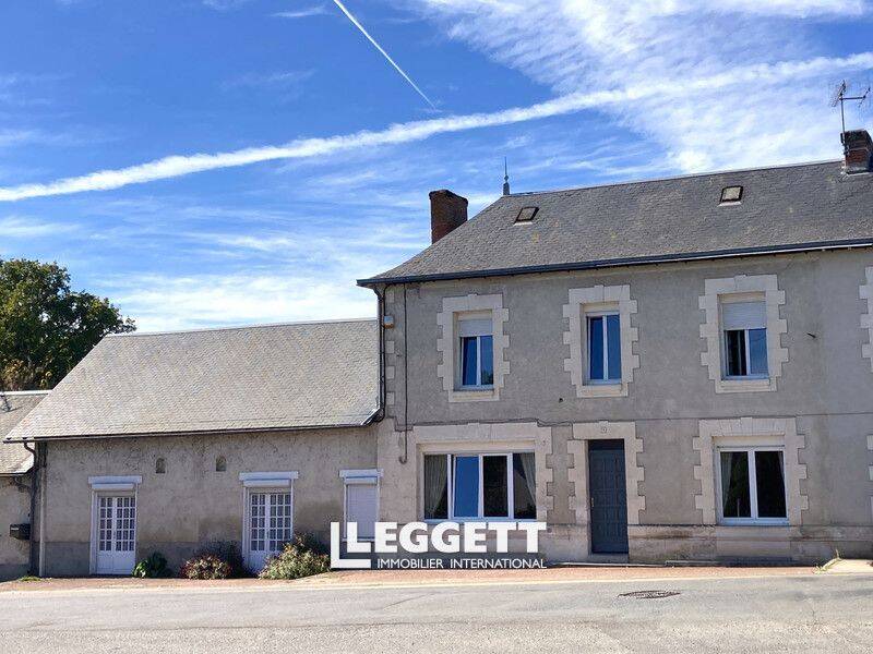 Maison 10 pièces 173 m² · à Saint-Martin-l'Ars · 173 m² · 160 000 €
