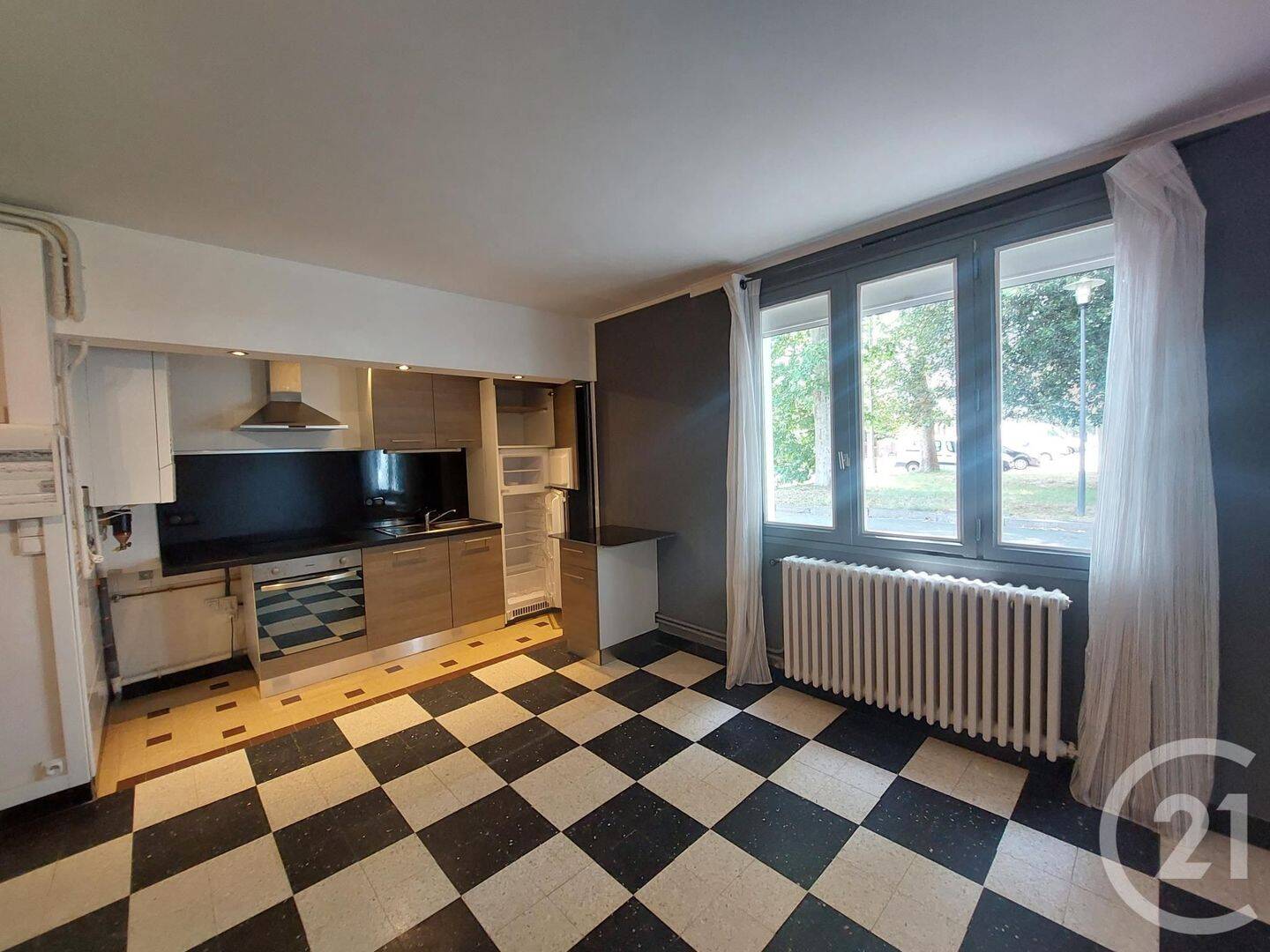 Appartement 3 pièces 55 m² · à Castres · 55 m² · 522 €