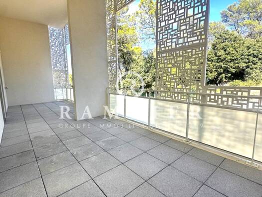 Appartement à louer 1 050 € 3 pièces 2 chambres 68,8 m² Étage 4/4 Saint-Gély-du-Fesc 34980