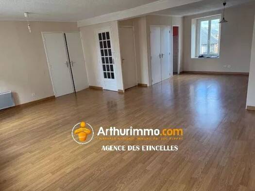 Immeuble à vendre 99 995 € 117 m² Retiers 35240