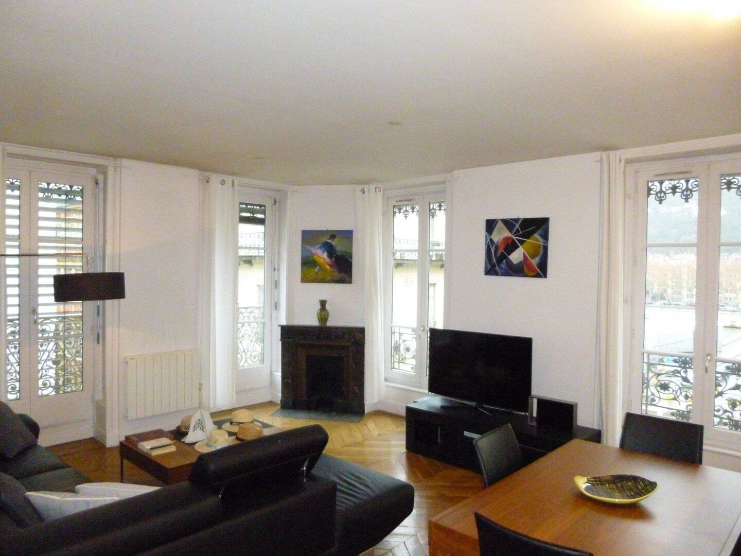 Appartement 2 pièces 45 m² · à Lyon 2ème Arrondissement · 45 m² · 1 054 €/mois