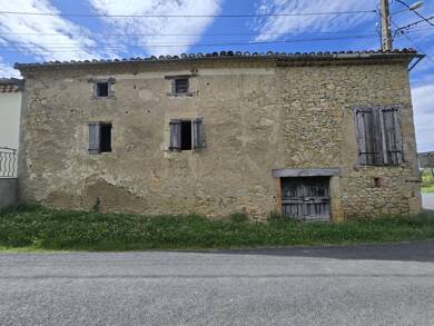 Mas à vendre 45 000 € 6 pièces 2 chambres 85 m² 419 m² de terrain Rural Nord et Rural Est Castres 81100