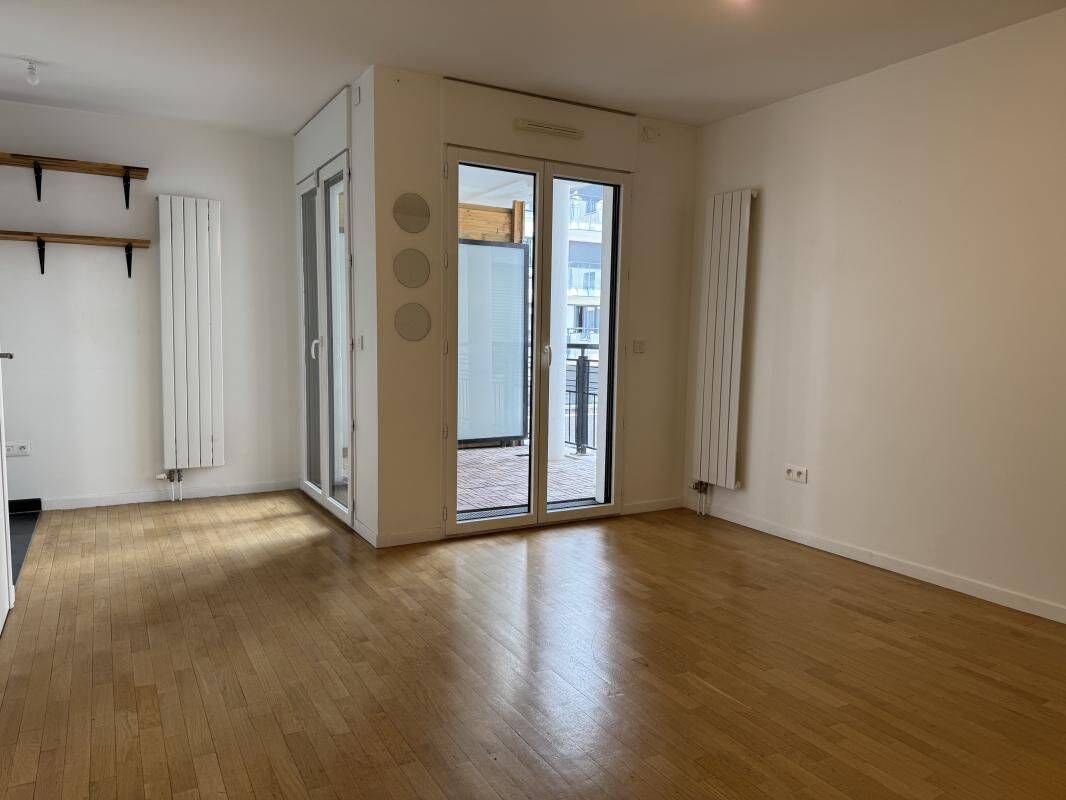 Appartement 1 pièce 29 m² · à Suresnes · 29 m² · 912 €/mois