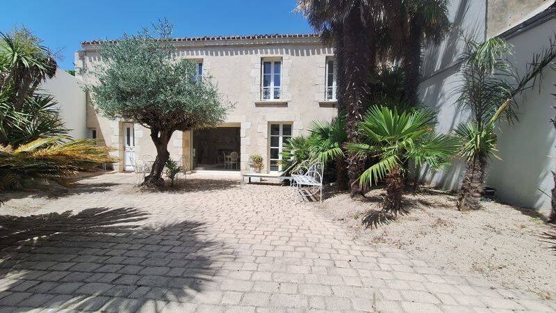 Maison 3 pièces 95 m² · à Les Sables-d'Olonne · 95 m² · 472 500 €