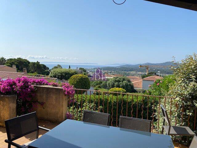 Maison 4 pièces 115 m² · à Bormes-les-Mimosas · 114,9 m² · 1 800 €/mois
