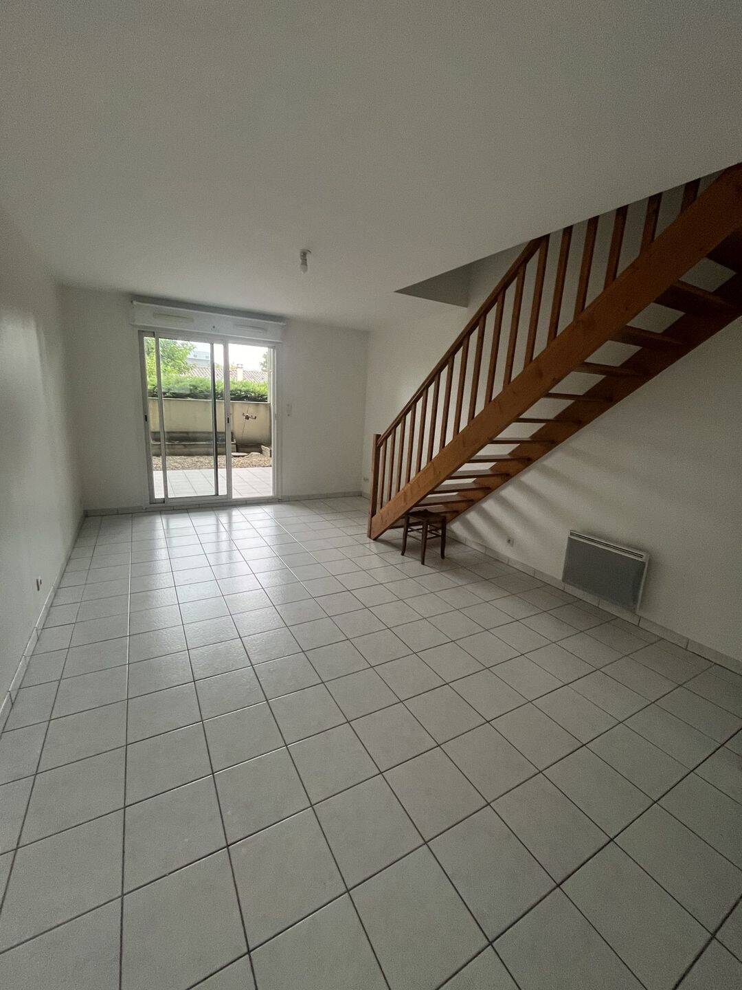 Appartement 3 pièces 67 m² · à Saintes · 67,2 m² · 702 €