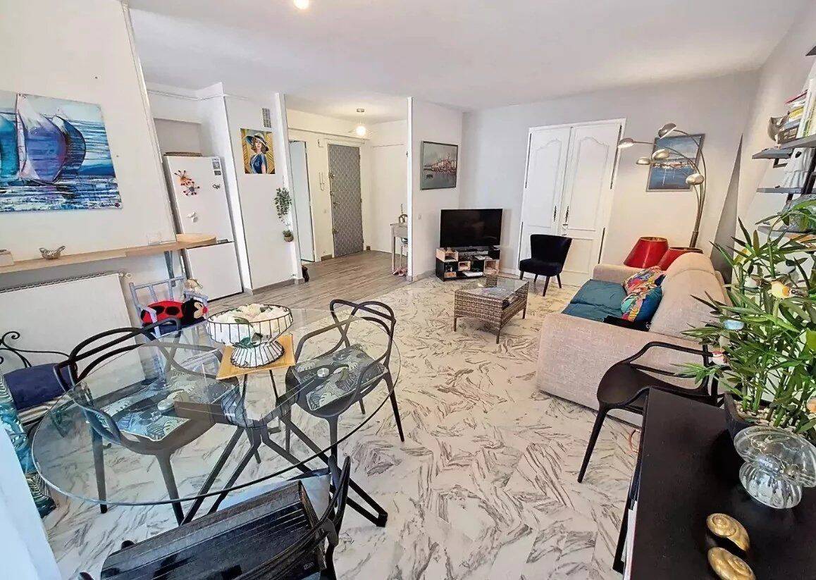 Appartement 2 pièces 49 m² · à Le Cannet · 48,8 m² · 215 000 €