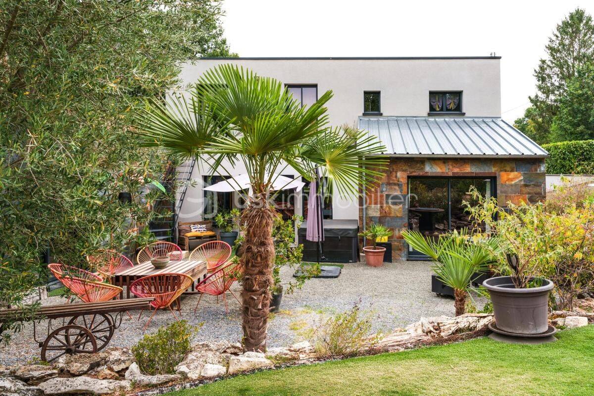 Maison 6 pièces 163 m² · à Ballan-Miré · 163 m² · 480 000 €