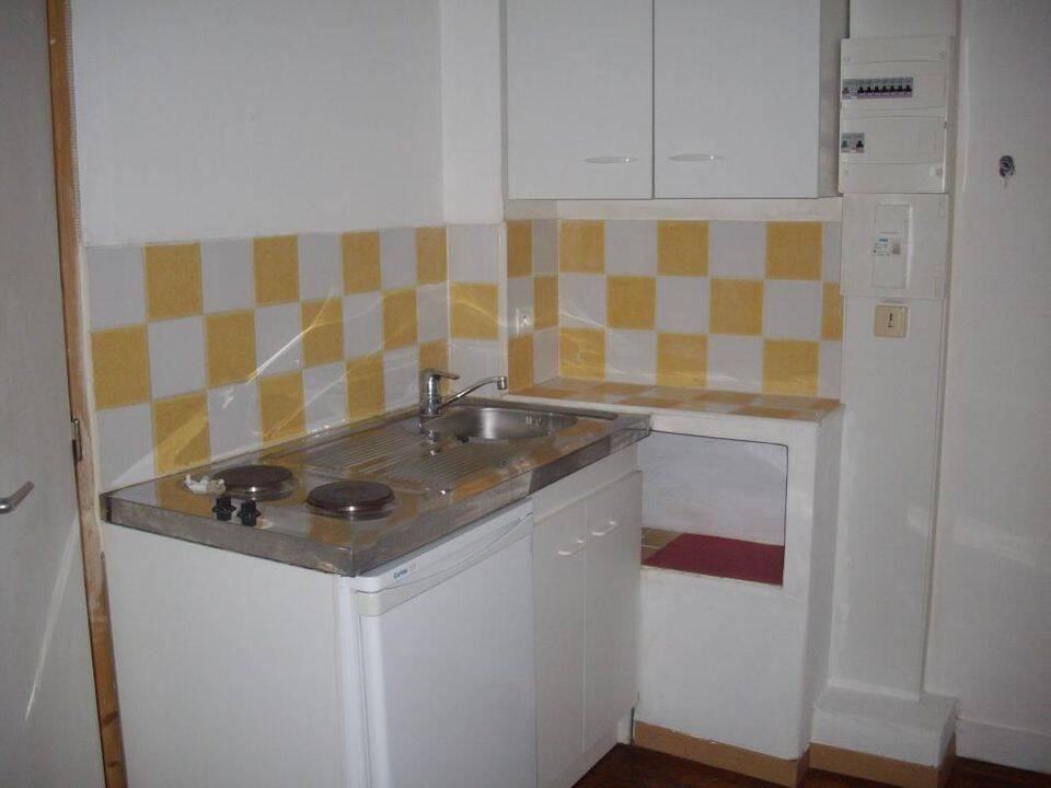 Appartement 2 pièces 18 m² · à Quimper · 18 m² · 350 €
