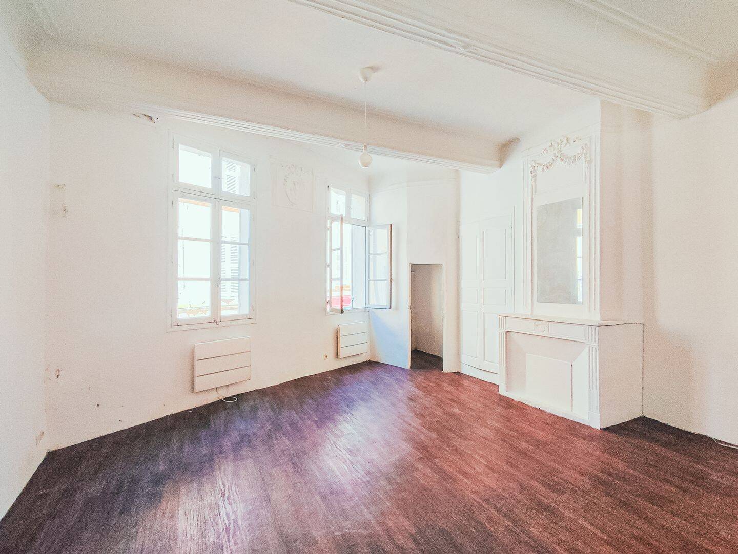Appartement 2 pièces 61 m² · à Aix-en-Provence · 61 m² · 930 €