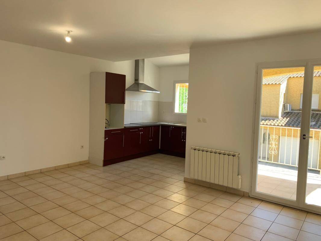 Maison 3 pièces 73 m² · à Générac · 72,8 m² · 871 €
