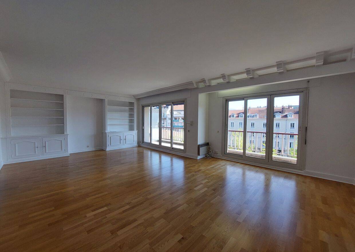 Appartement 4 pièces 98 m² · à Grenoble · 97,8 m² · 1 290 €/mois