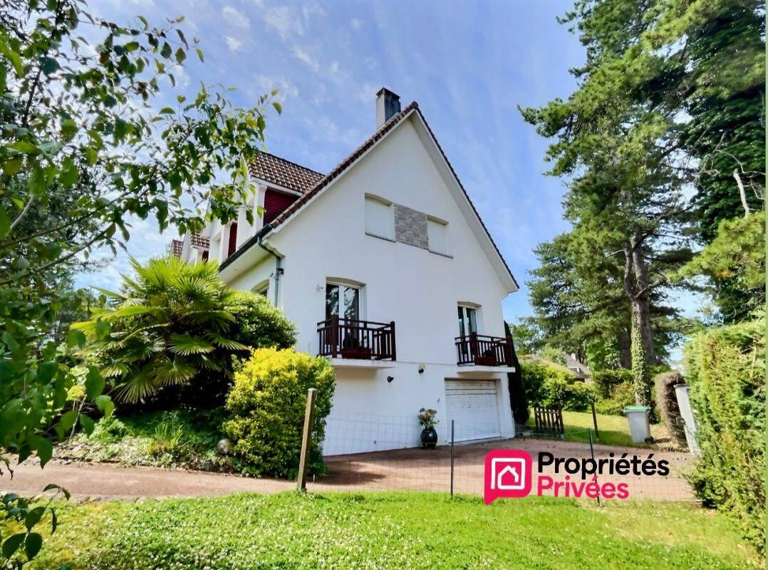 Maison 9 pièces 223 m² · à Neufchâtel-Hardelot · 223 m² · 714 000 €