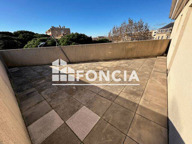 Appartement 3 pièces 64 m² · à Salon-de-Provence · 64,2 m² · 950 €