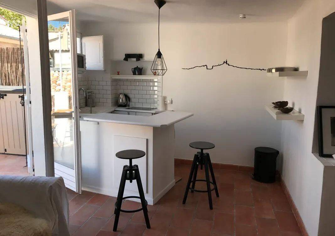 Appartement 2 pièces 35 m² · à Aix-en-Provence · 35 m² · 900 €