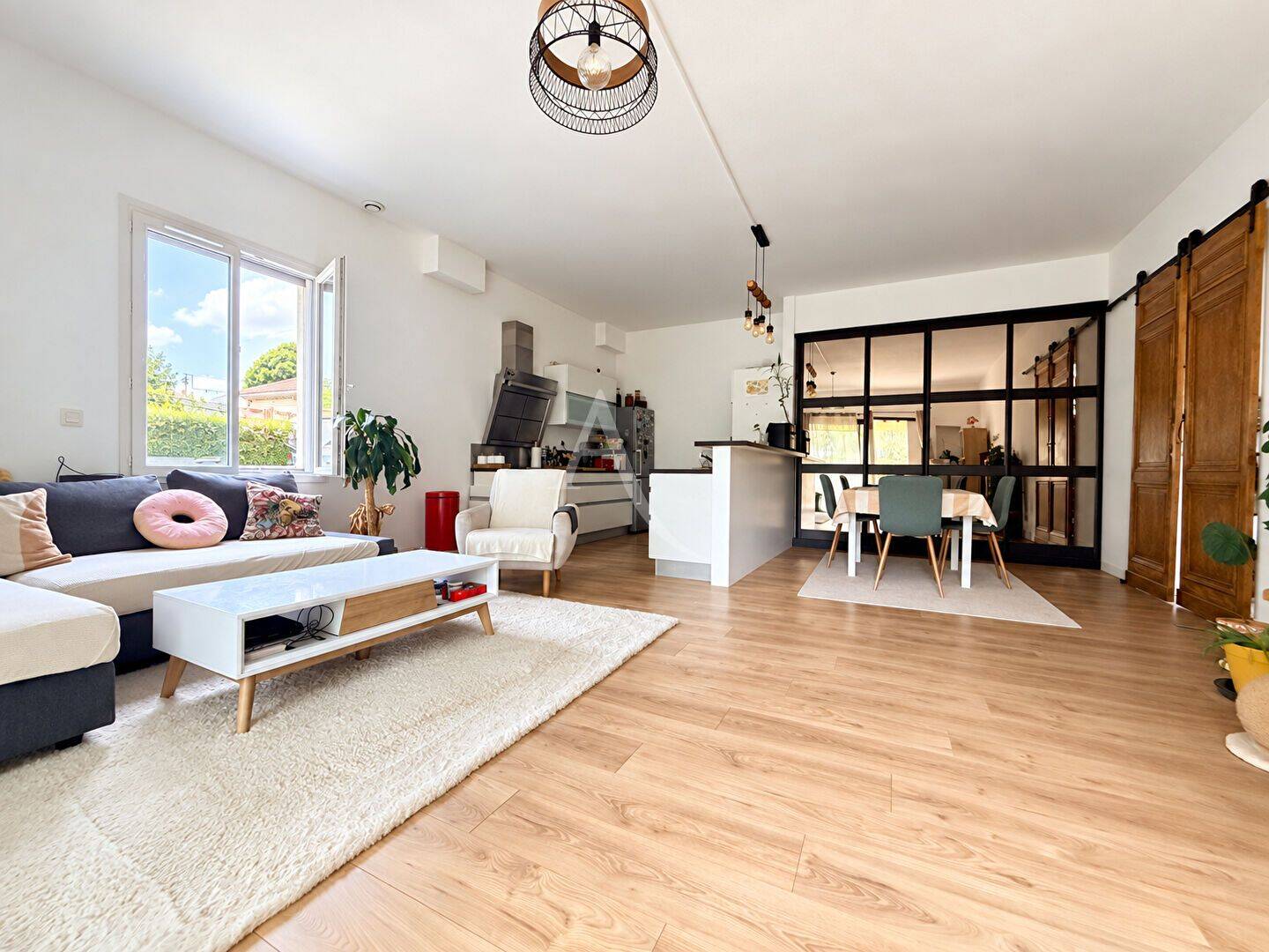Maison 5 pièces 130 m² · à Saint-Médard-en-Jalles · 130,3 m² · 422 000 €