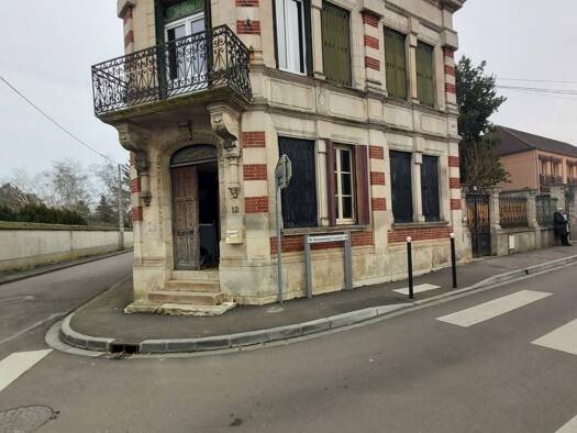Immeuble à vendre 260 000 € 192 m² Briand Leclerc Sens 89100