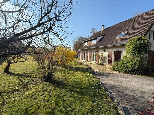 Maison à vendre 525 000 € 6 pièces 4 chambres 144 m² 1 730 m² de terrain Aix-les-Bains 73100