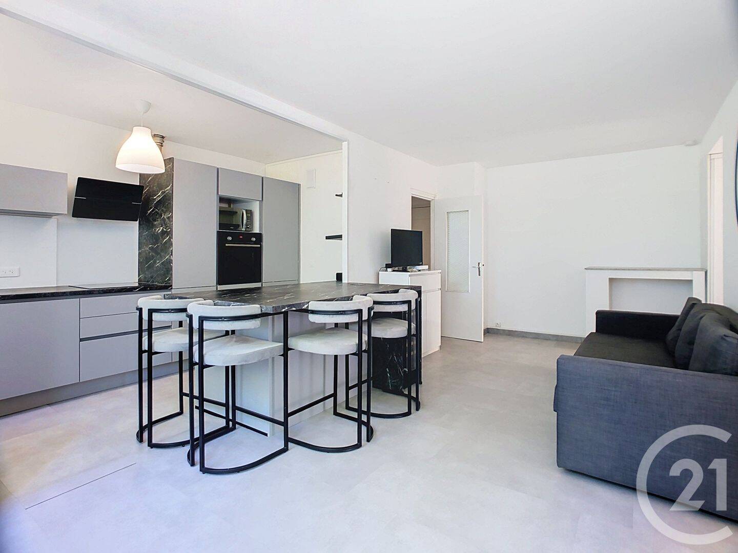 Appartement 4 pièces 70 m² · à Tours · 69,6 m² · 1 290 €