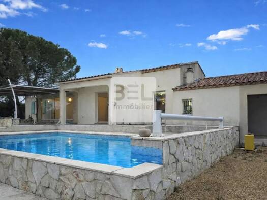Villa à vendre 359 000 € 6 pièces 5 chambres 156 m² 1 065 m² de terrain La Roque-sur-Cèze 30200