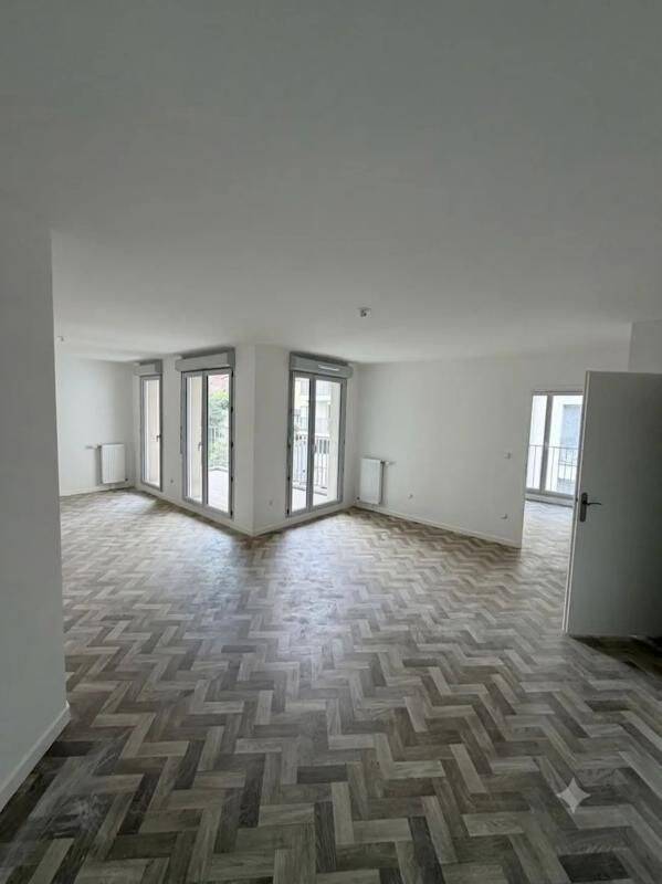 Appartement 3 pièces 69 m² · à Mantes-la-Jolie · 69 m² · 1 330 €