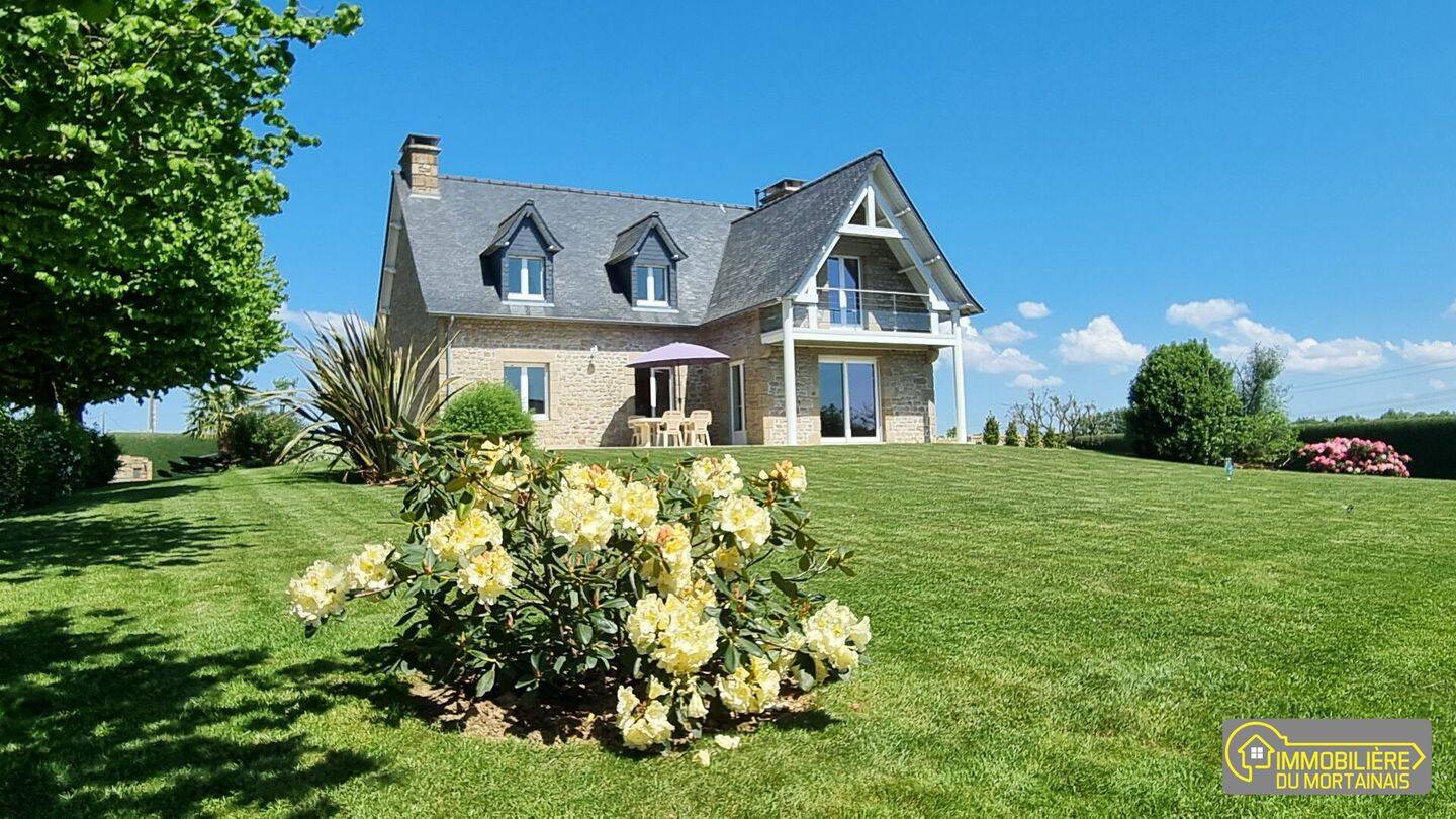 Maison 6 pièces 142 m² · à Grandparigny · 142,1 m² · 252 500 €