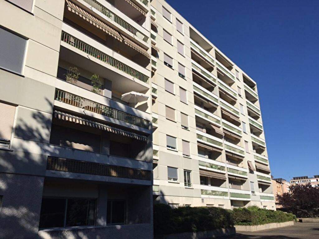 Appartement 1 pièce 46 m² · à Lyon 8ème Arrondissement · 45,8 m² · 756 €