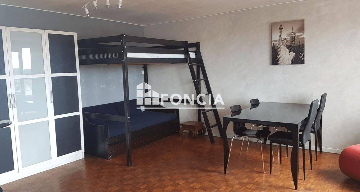 Appartement 1 pièce 32 m² · à Valenciennes · 31,8 m² · 580 €/mois