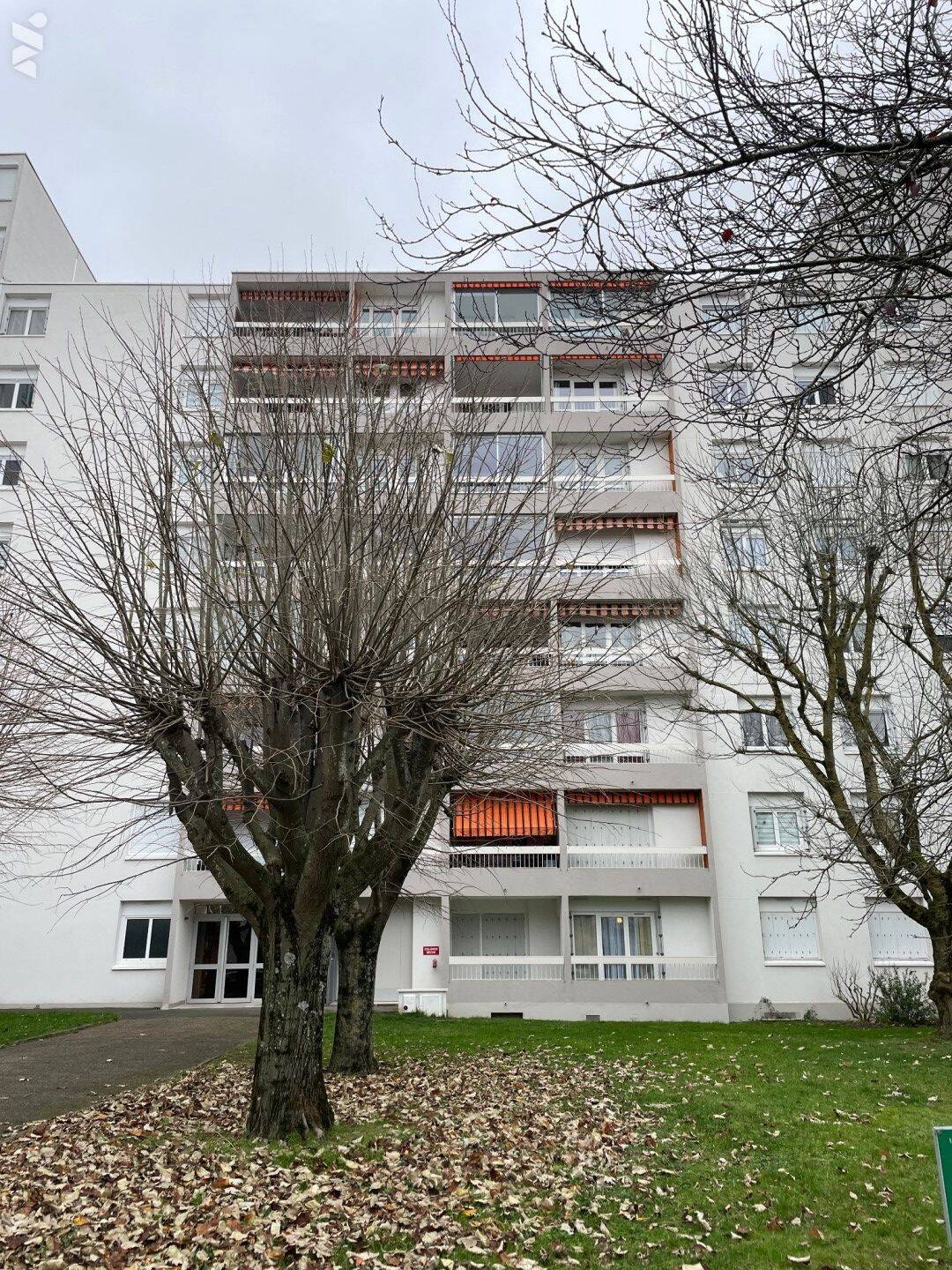 Appartement 4 pièces 86 m² · à Fleury-les-Aubrais · 85,9 m² · 136 700 €