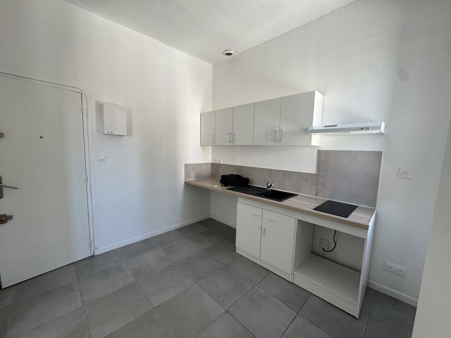 Appartement 1 pièce 25 m² · à Marseille 3ème Arrondissement · 24,5 m² · 525 €