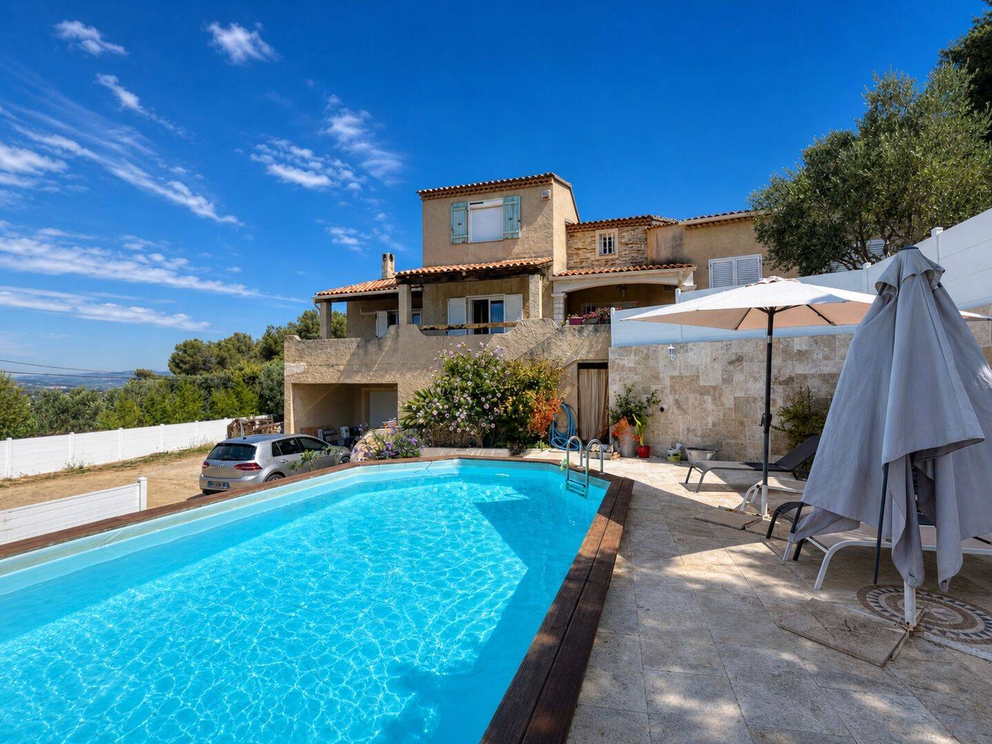 Maison 5 pièces 174 m² · à La Seyne-sur-Mer · 173,6 m² · 645 000 €