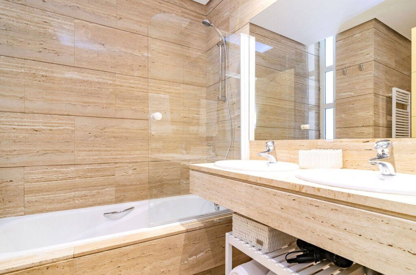 Appartement 3 pièces 100 m² · à Nancy · 100 m² · 760 €