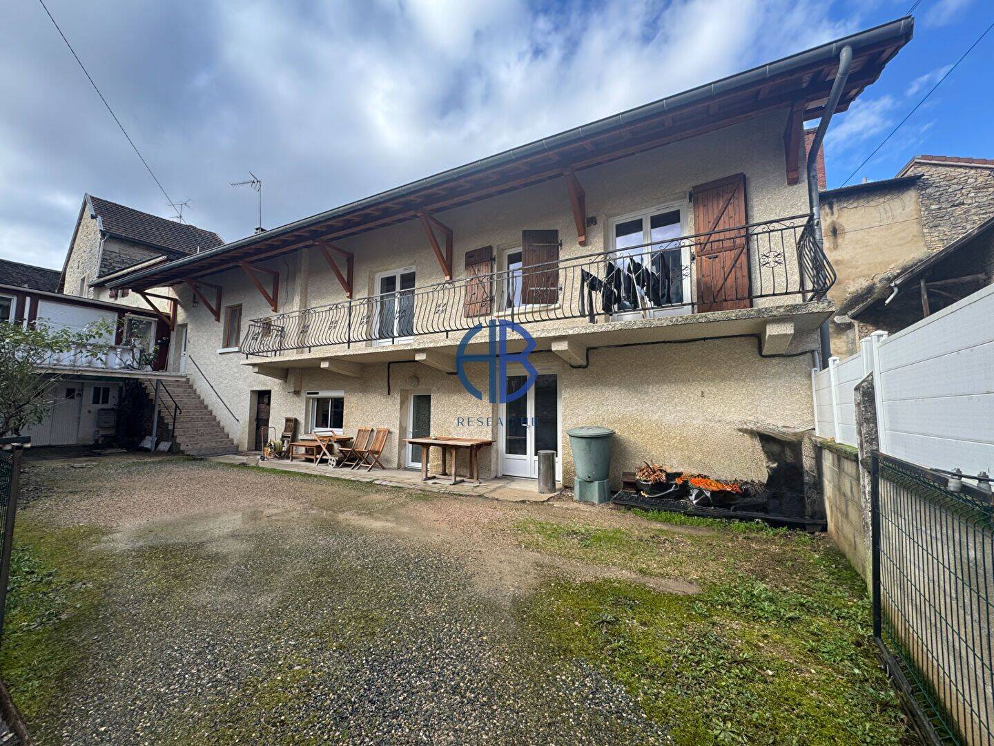 Maison 5 pièces 108 m² · à Villebois · 108 m² · 169 000 €