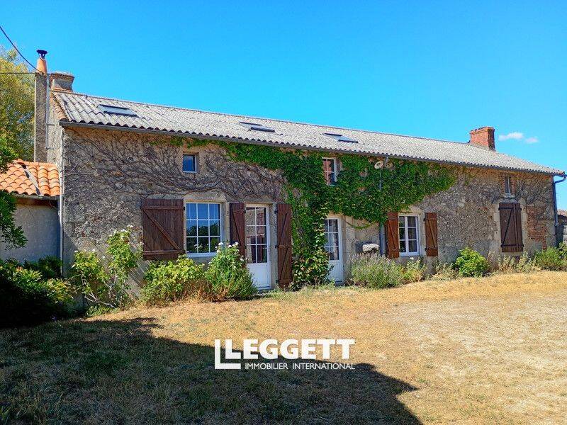 Maison 9 pièces 274 m² · à Sillars · 274 m² · 235 400 €