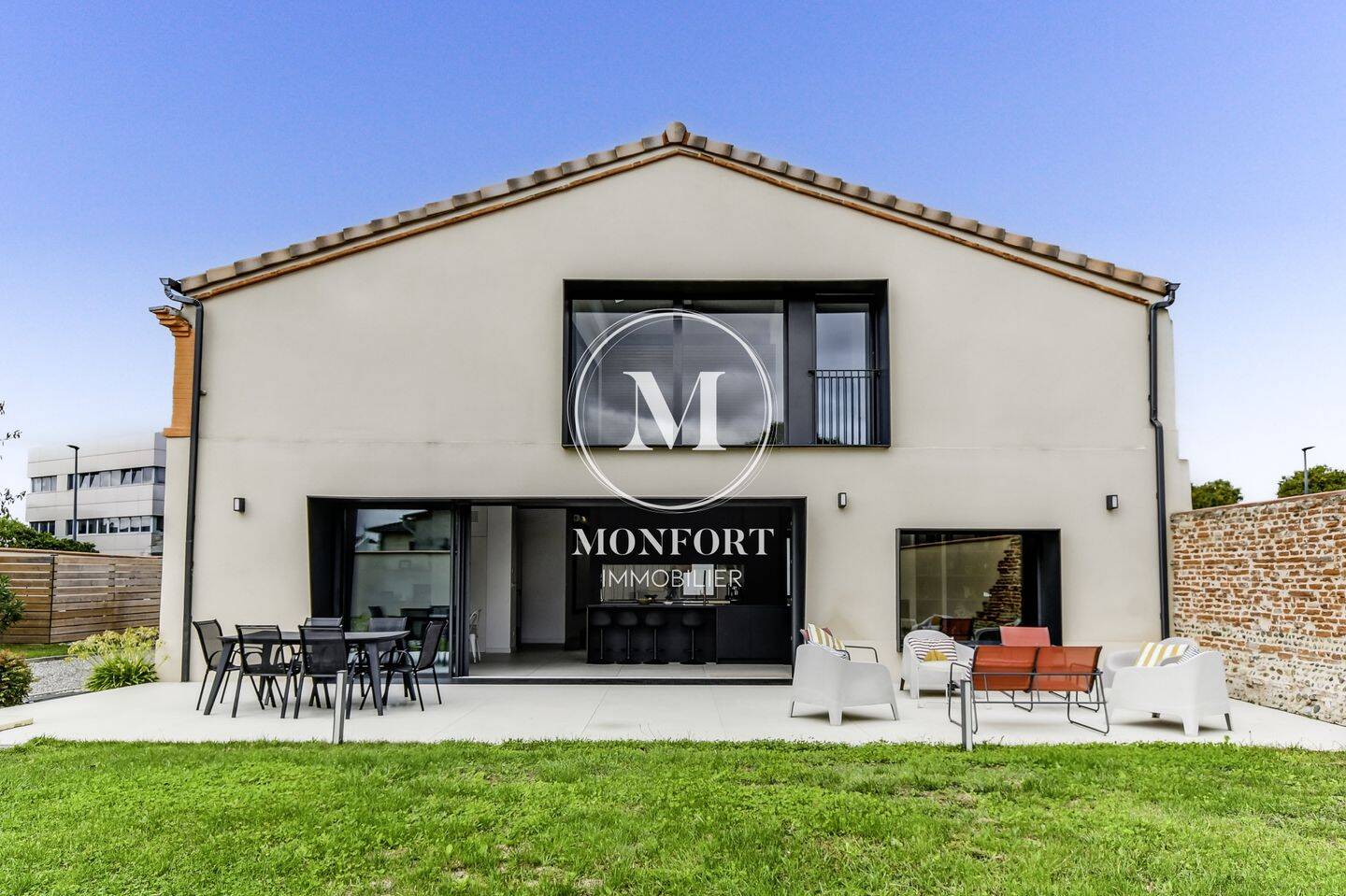 Maison 7 pièces 210 m² · à Toulouse · 210 m² · 2 795 €