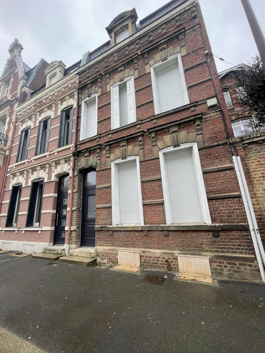 Maison 7 pièces 160 m² · à Saint-Quentin · 160 m² · 1 200 €