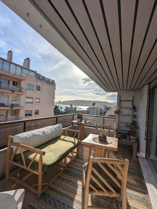 Appartement 2 pièces 52 m² · à Antibes · 52 m² · 1 105 €