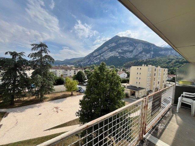 Appartement 4 pièces 65 m² · à Sassenage · 65 m² · 122 000 €