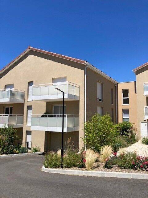 Appartement 3 pièces 64 m² · à La Tour-de-Salvagny · 64,3 m² · 926 €